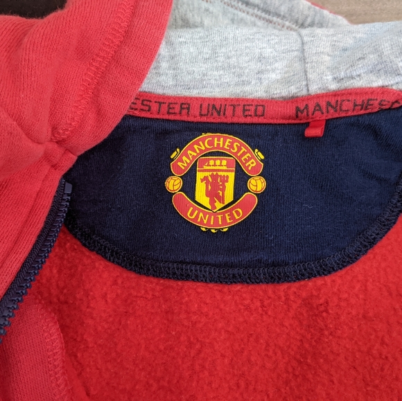 Manchester United Sweatshirt Hoodie Size 2 - 3 Years - Picture 6 of 8